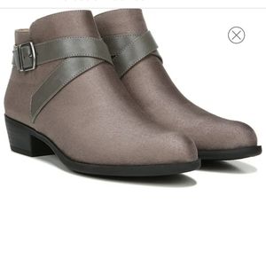 Lifestride boots